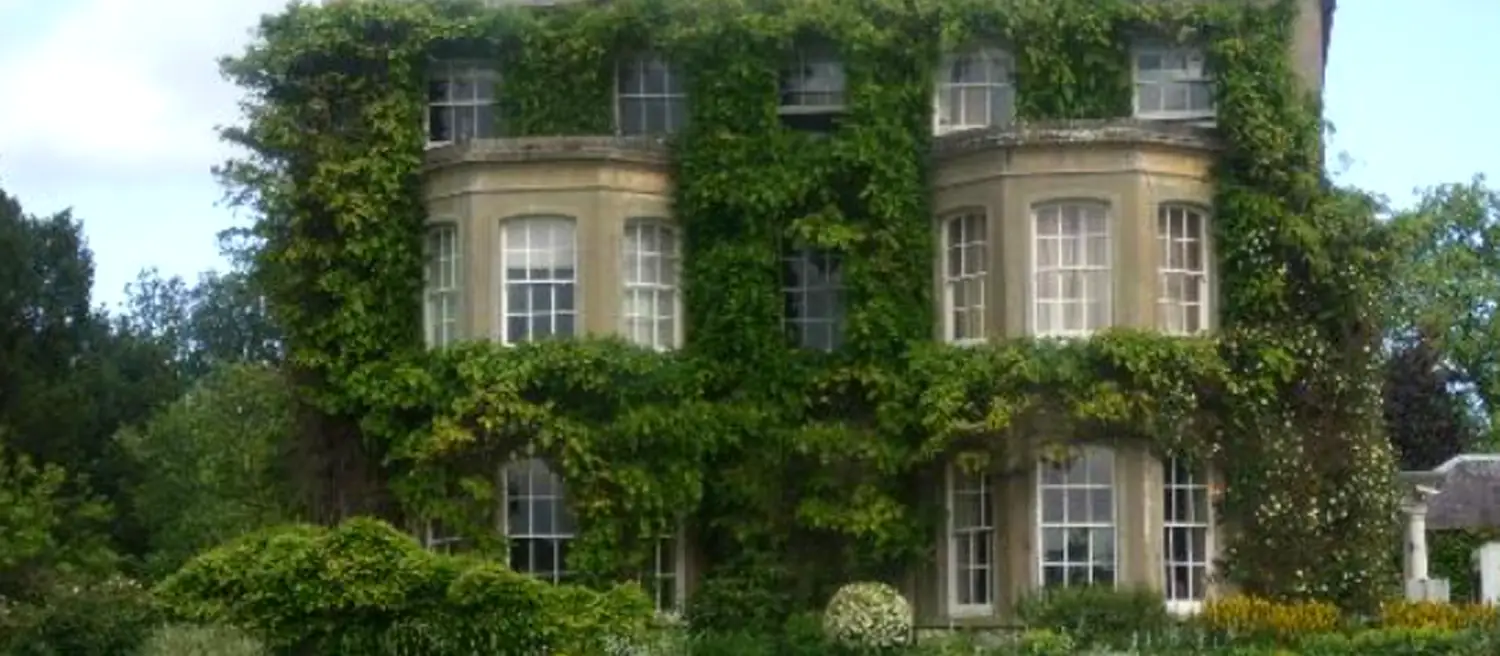 Northbrook Park Wedding Taxi Service: Northbrook Park, Farnham